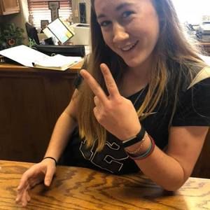 Meet your Posher, Lauren